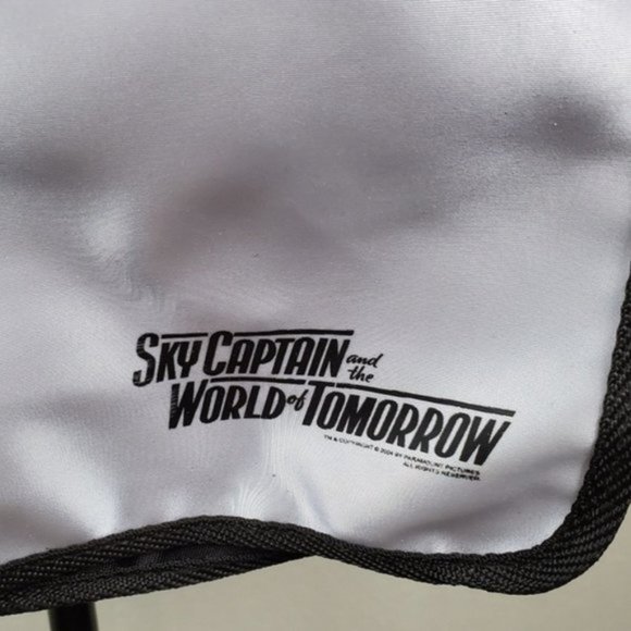Movie Merchandise Sky Captain World of Tomorrow Messenger Cross Body Bag - Picture 2 of 7